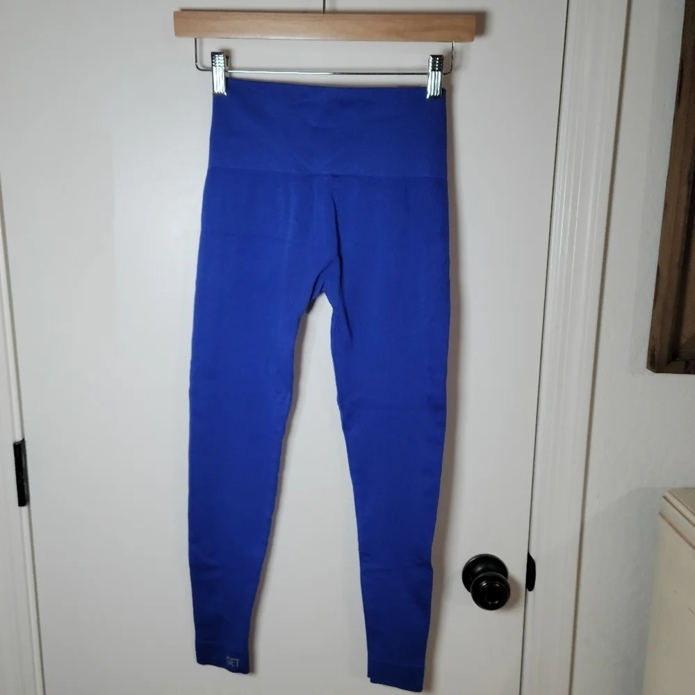 Set Active High Waisted Seamless Blue Leggings | SET Active Leggings | Small